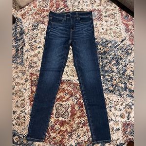 NWOT American Eagle Jeans Size 4